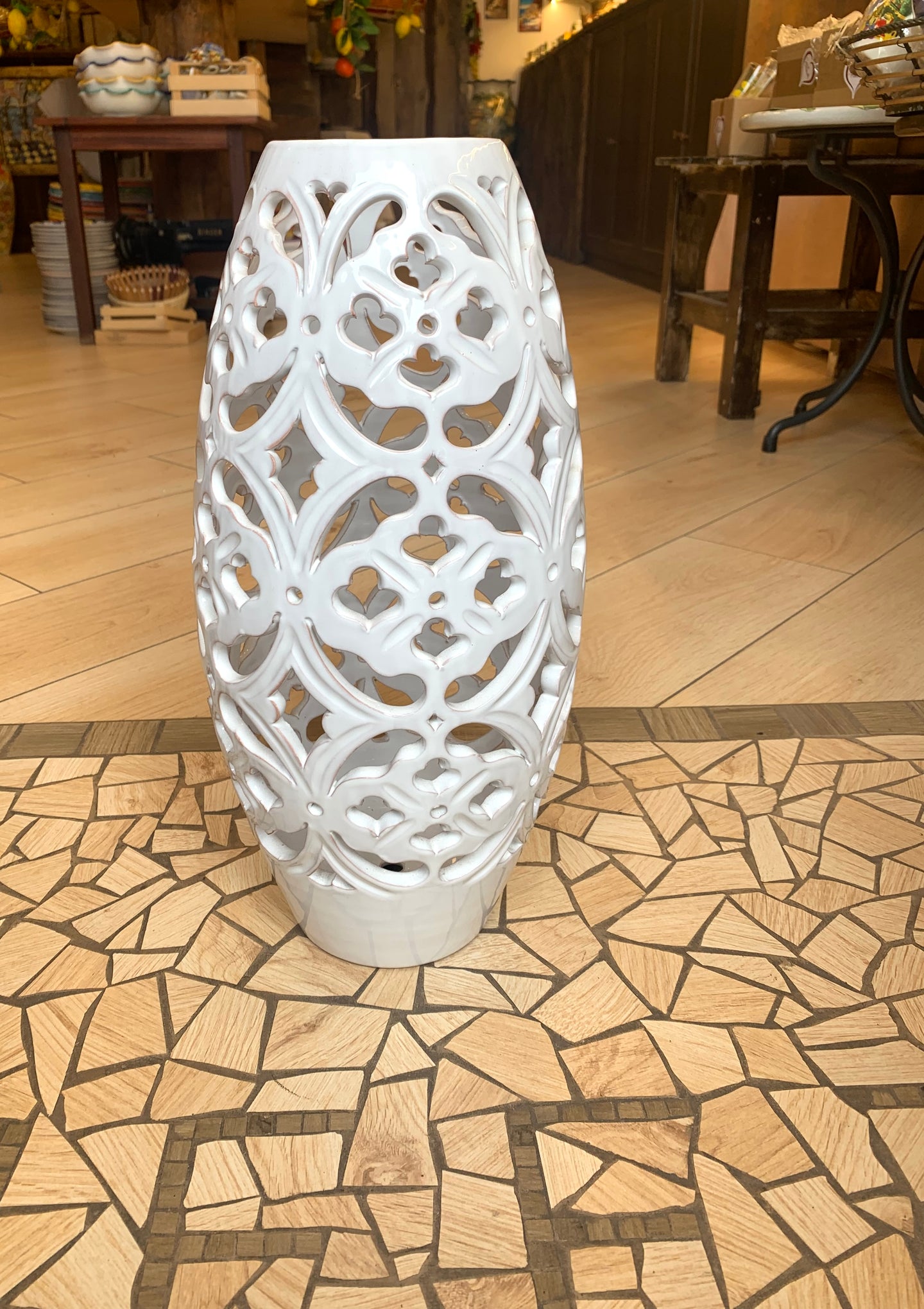 Ceramic Lamp "Leaf"