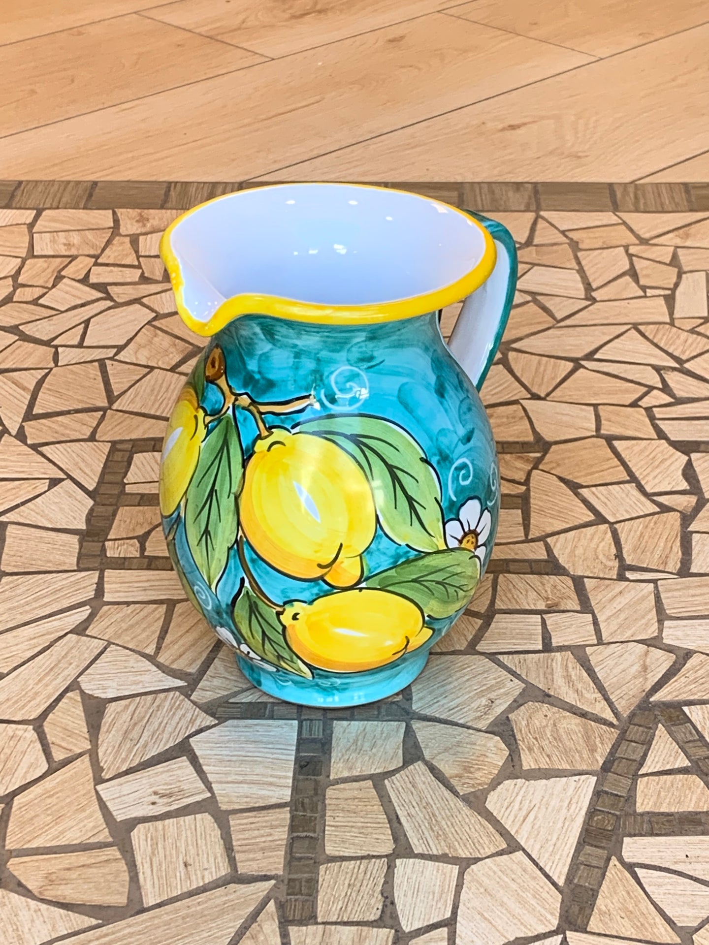 Lemon Jug 17cm (6.5in)
