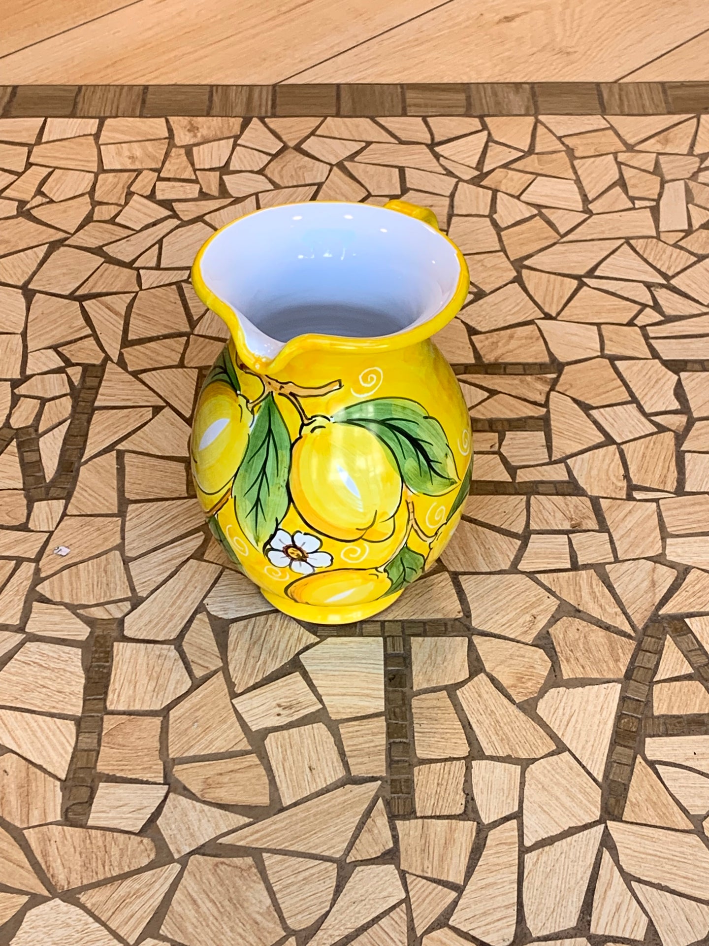 Lemon Jug 17cm (6.5in)